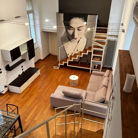 Loft Downtown Apartment